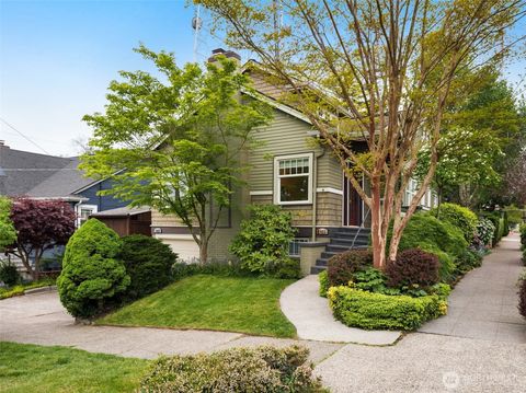 Photo of 1423 Nob Hill Avenue N, Seattle, WA 98109 (MLS # 2518586)