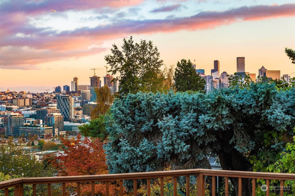 Photo of 1612 5th Avenue N, Seattle, WA 98109 (MLS # 2015772)