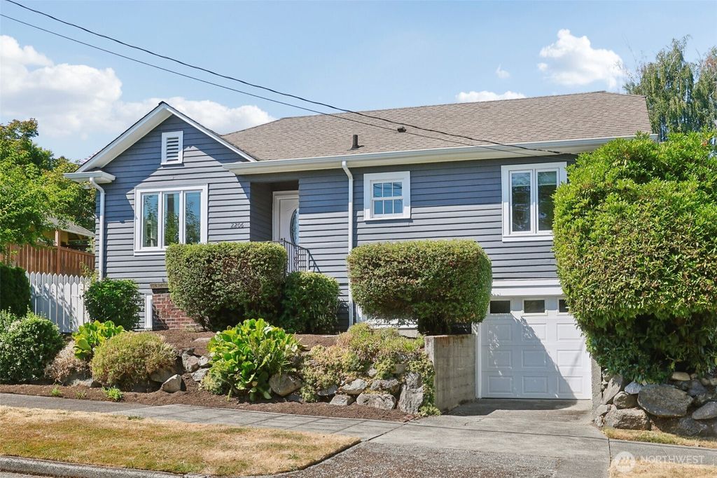 Photo of 2206 N 39th Street, Seattle, WA 98103 (MLS # 2406089)