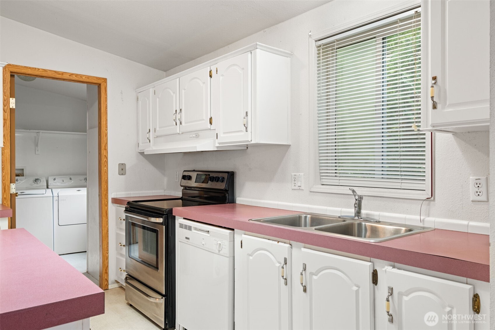 20481 Stephen Drive NE