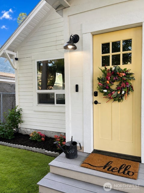Photo of 507 E Wapato Avenue, Chelan, WA 98816 (MLS # 2570273)