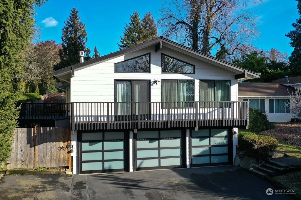 Photo of 13026 B 35th Avenue NE, Seattle, WA 98125 (MLS # 2193463)