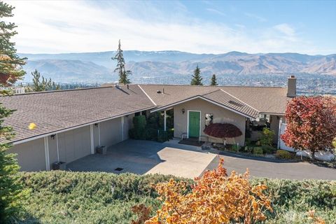 Photo of 602 Daniels Drive, East Wenatchee, WA 98802 (MLS # 2522057)