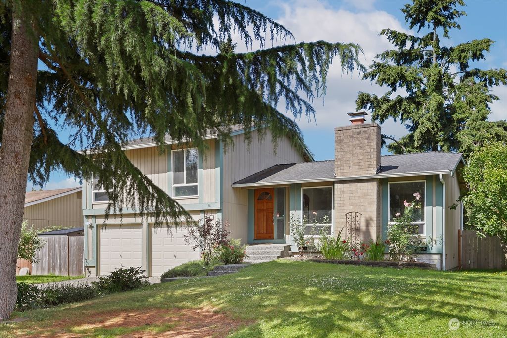 Photo of 5824 66th Avenue NE, Marysville, WA 98270 (MLS # 2277179)