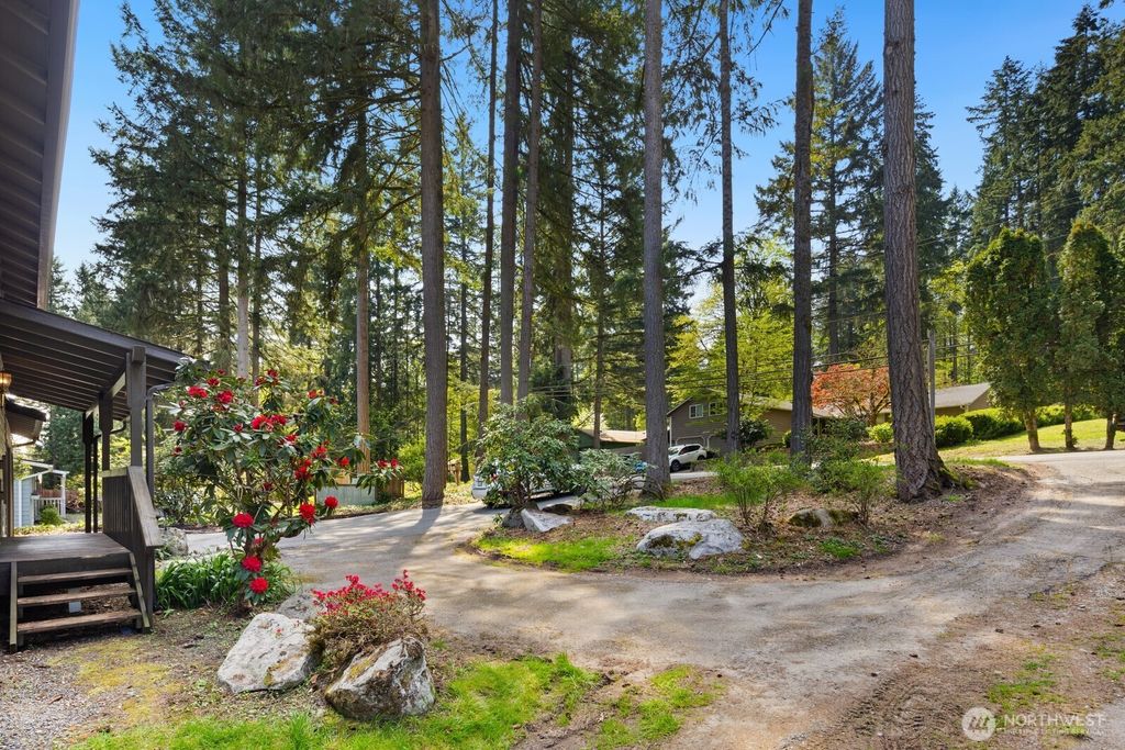Photo of 16910 172nd Place NE, Woodinville, WA 98072 (MLS # 2408159)