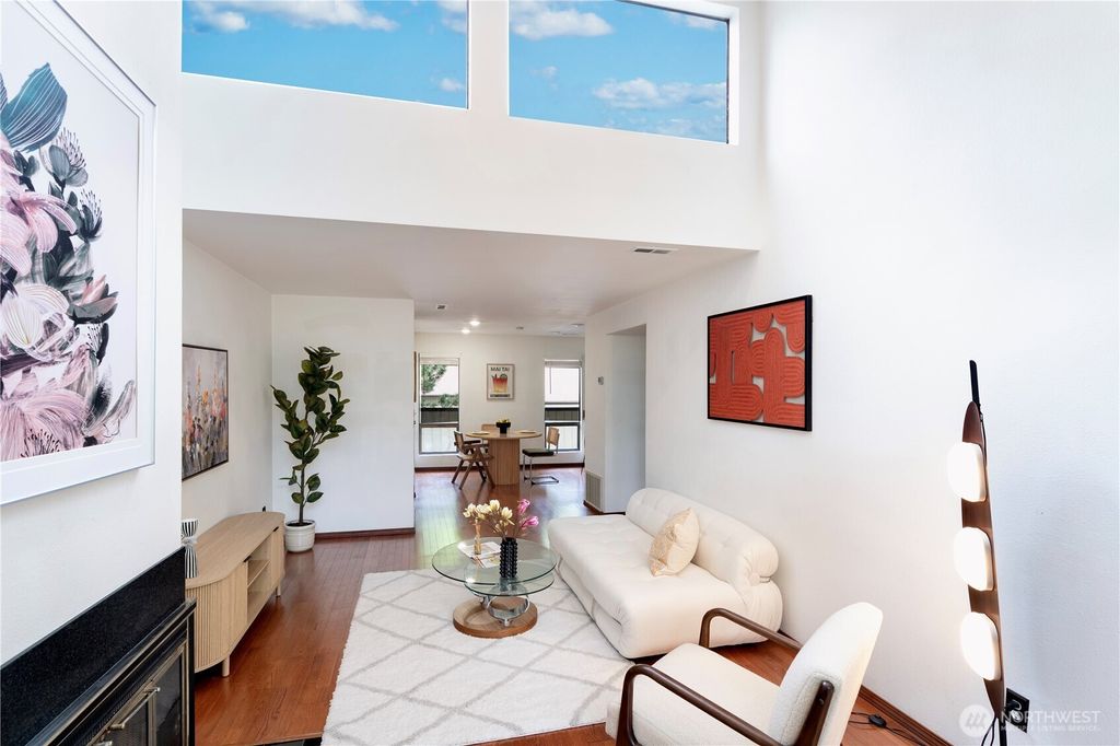 Photo of 10819 NE 37th Place #332, Bellevue, WA 98004 (MLS # 2372747)