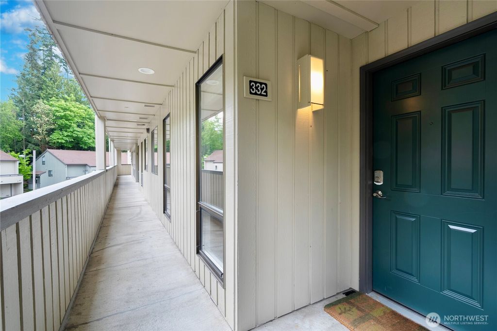 Photo of 10819 NE 37th Place #332, Bellevue, WA 98004 (MLS # 2372747)