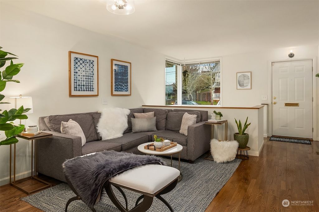 Photo of 5207 S Farrar Street, Seattle, WA 98118 (MLS # 2043595)