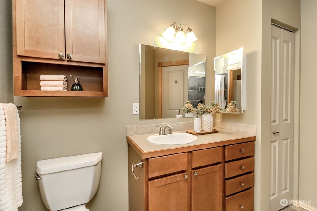 listing image 9365456469747136233