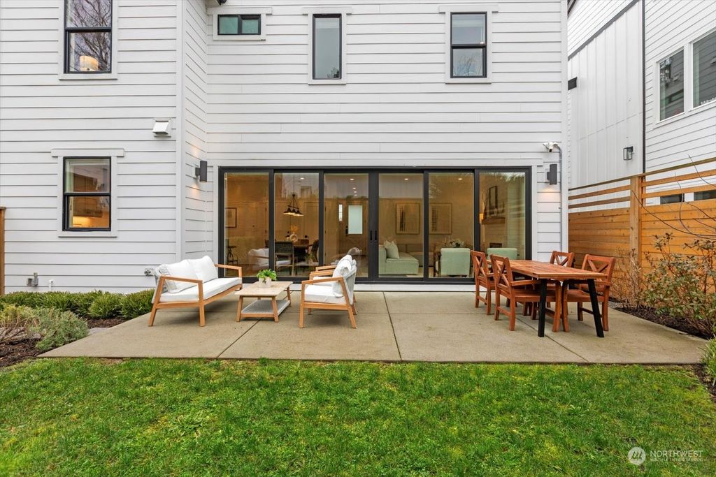 listing image 9361630041912578177