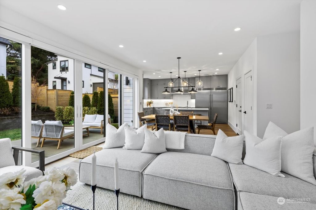 listing image 9364503035958526481