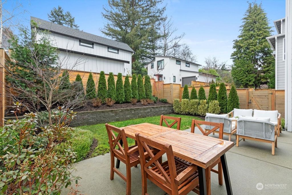 listing image 9369909480155835342