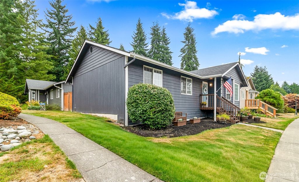 Photo of 1419 128th Drive NE #9A, Lake Stevens, WA 98258 (MLS # 2414179)
