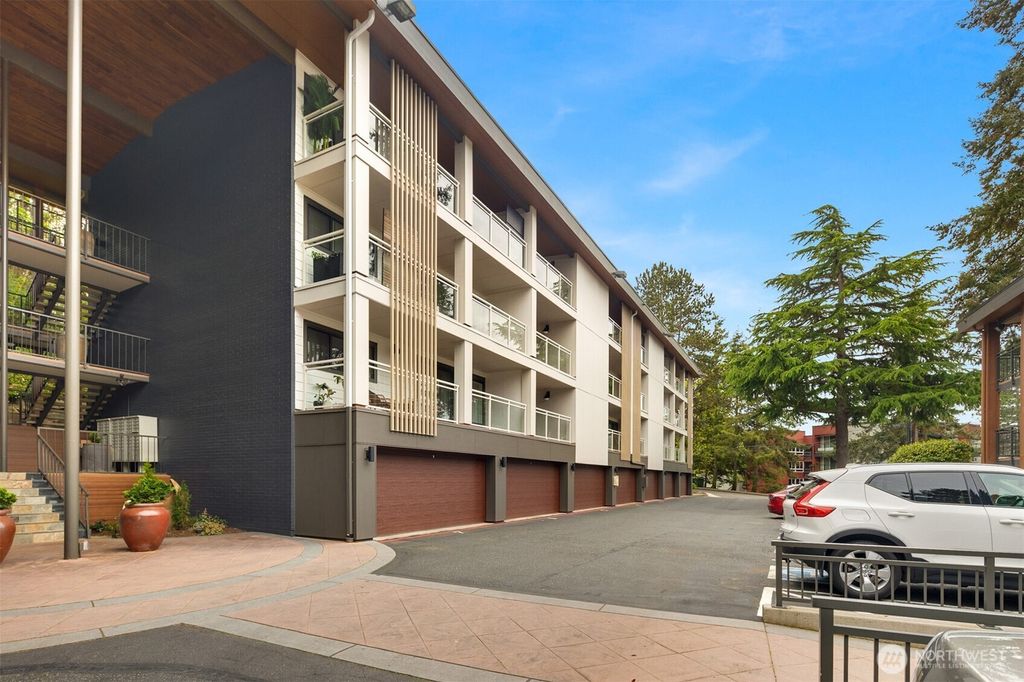 Photo of 130 105th Avenue SE #A-305, Bellevue, WA 98004 (MLS # 2511726)