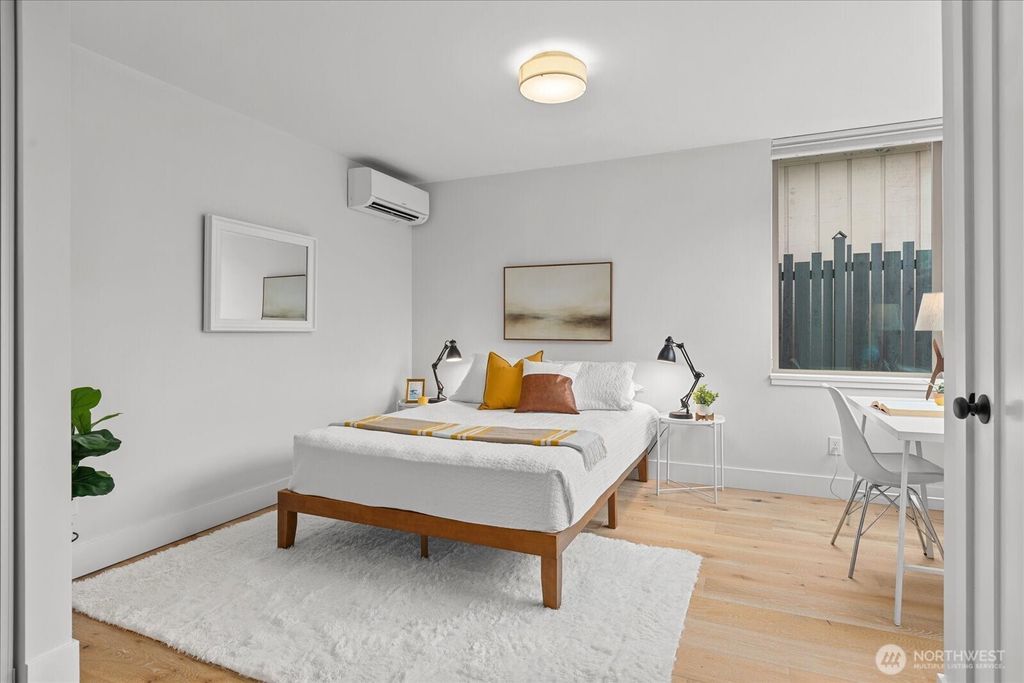 Photo of 1612 California Avenue SW #B, Seattle, WA 98116 (MLS # 2475939)