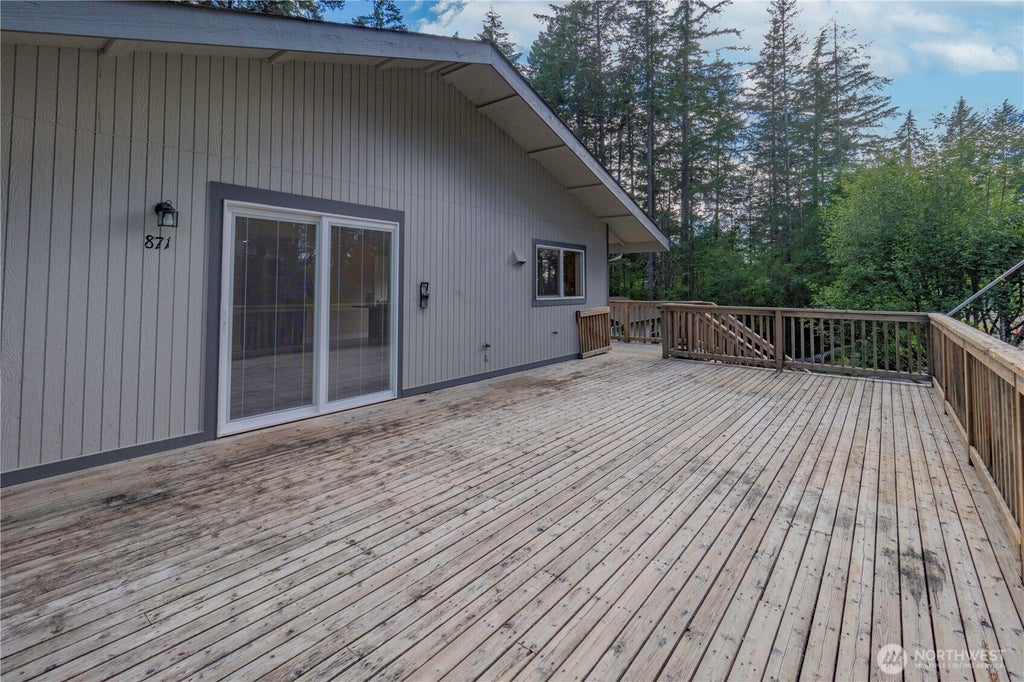 Photo of 871 NE LARSON BLVD BLVD, Belfair, WA 98528 (MLS # 2533473)