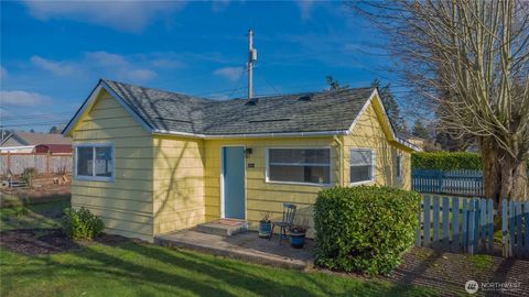 Photo of 6645 S Oakes Street, Tacoma, WA 98409 (MLS # 2475496)