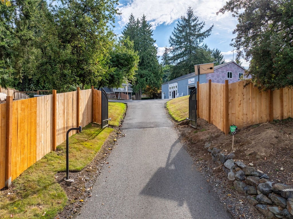 Photo of 17000 Broadway Avenue, Snohomish, WA 98296 (MLS # 2598537)