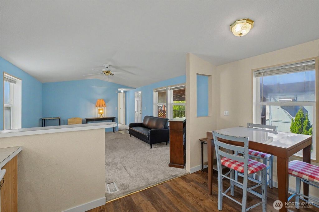 Photo of 1608 N Western Ave Ave #25, Wenatchee, WA 98801 (MLS # 2513565)