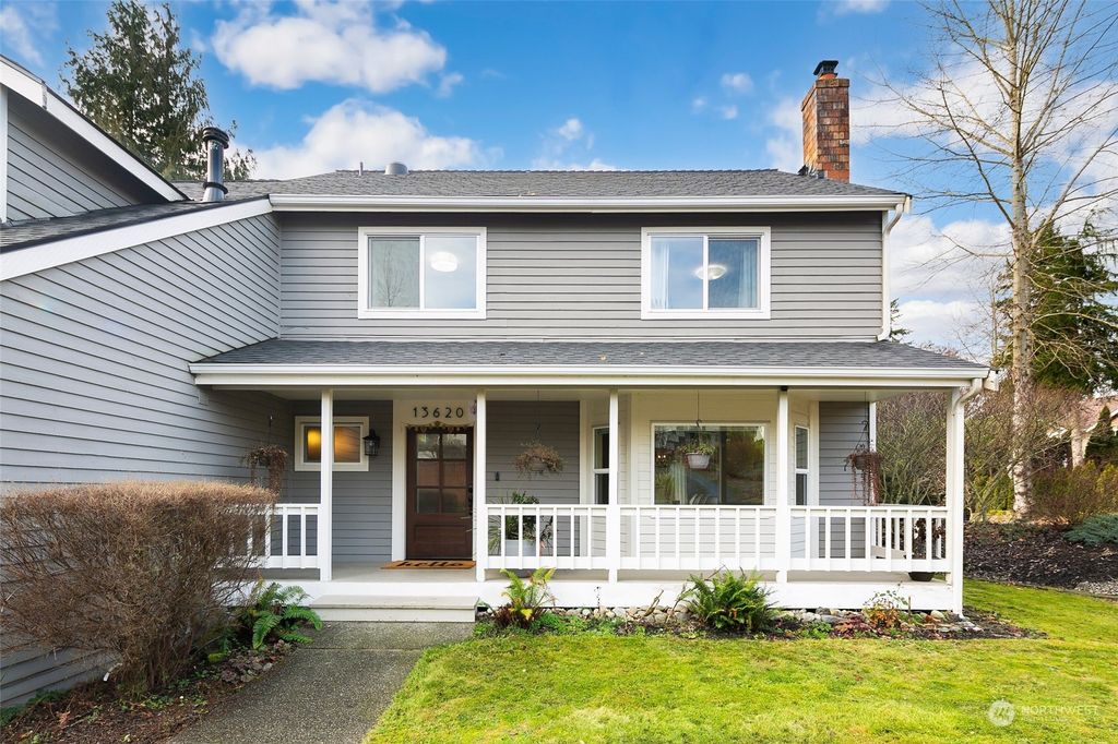 Photo of 13620 41st Avenue SE, Mill Creek, WA 98012 (MLS # 2187190)
