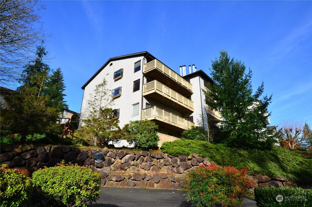 Photo of 3424 161st Court SE #43, Bellevue, WA 98008 (MLS # 2324119)