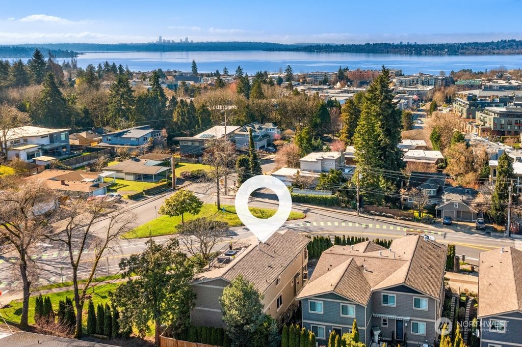 Photo of 14 6th Street, Kirkland, WA 98033 (MLS # 2199113)
