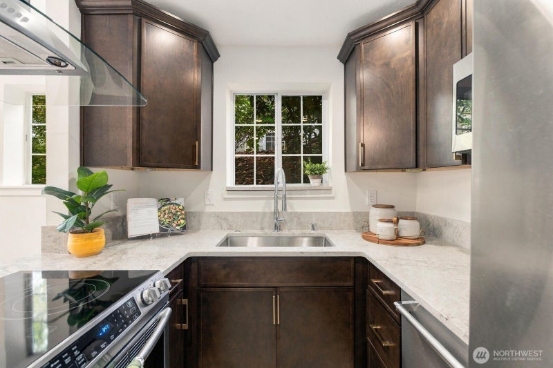 2670 118th Avenue SE 9-103