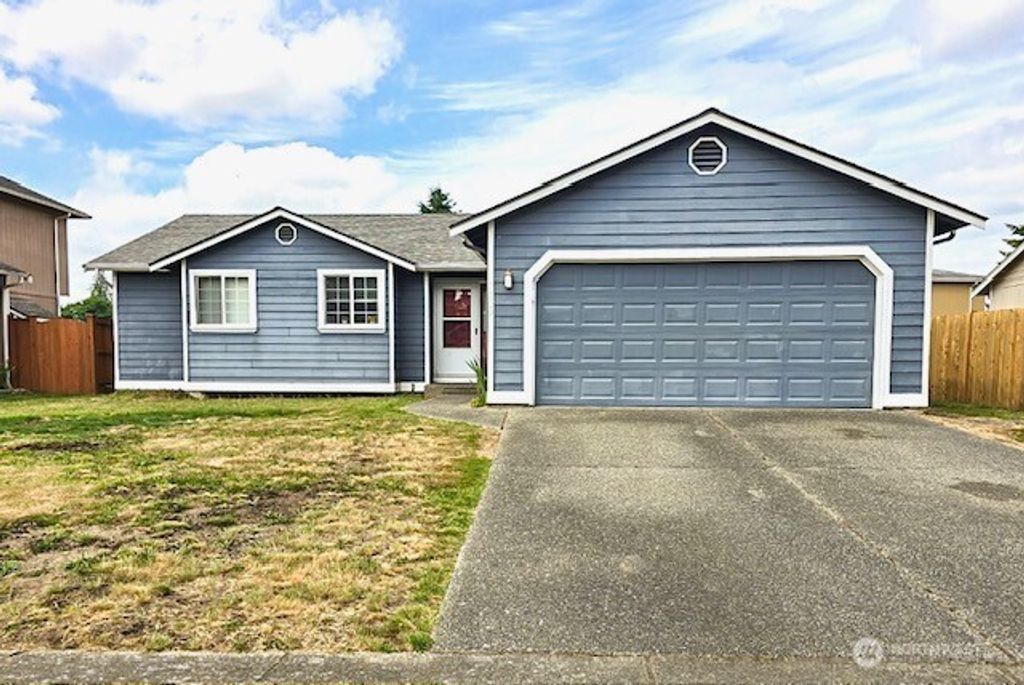 Photo of 5709 138th Place NE, Marysville, WA 98271 (MLS # 2373412)