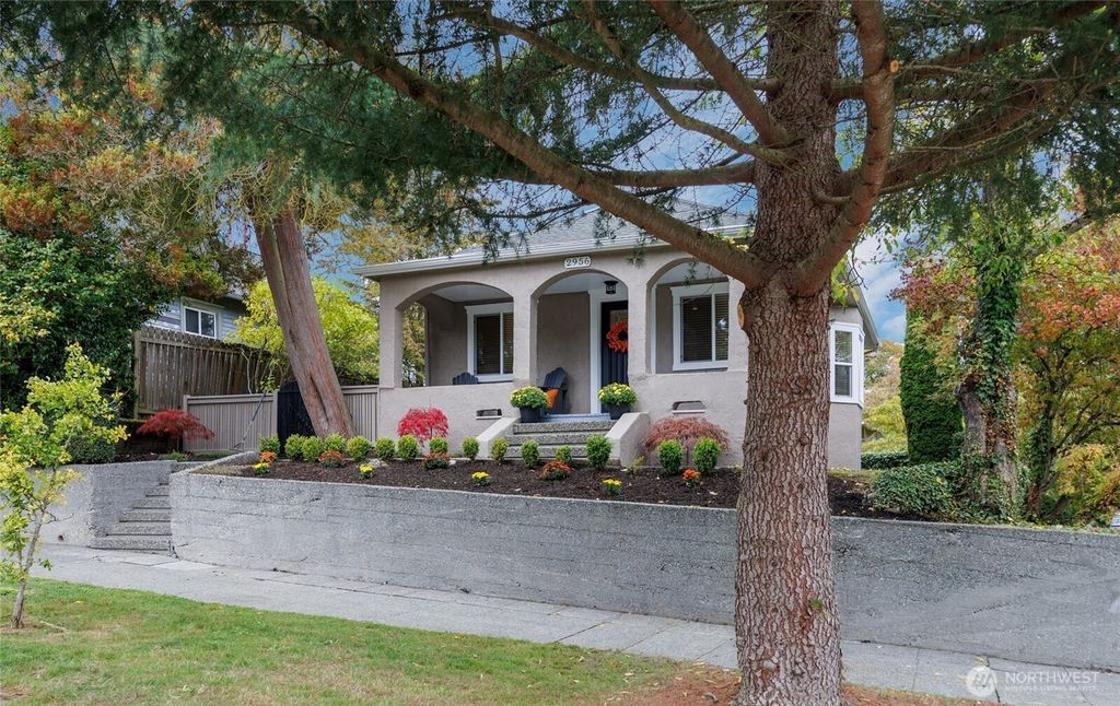 Photo of 2956 E Republican St, Seattle, WA 98112 (MLS # 2345109)
