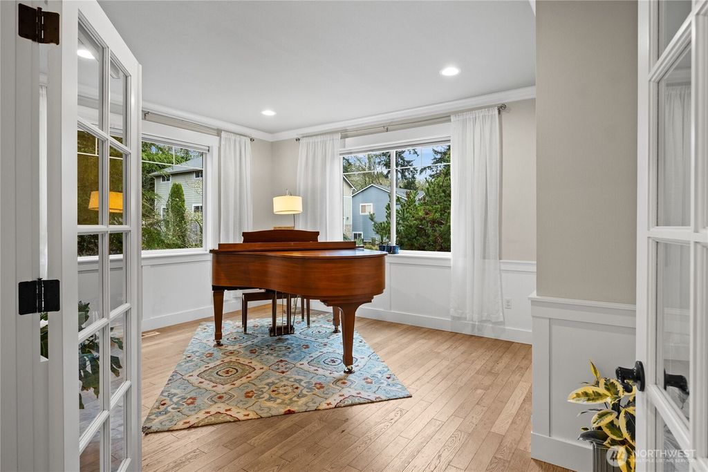 Photo of 9150 Burlingame Court NE, Bainbridge Island, WA 98110 (MLS # 2493707)