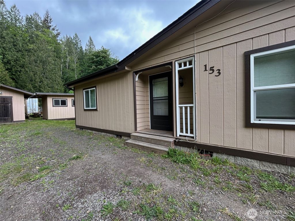 Photo of 153 RAVENA Lane, Kelso, WA 98626 (MLS # 2523454)