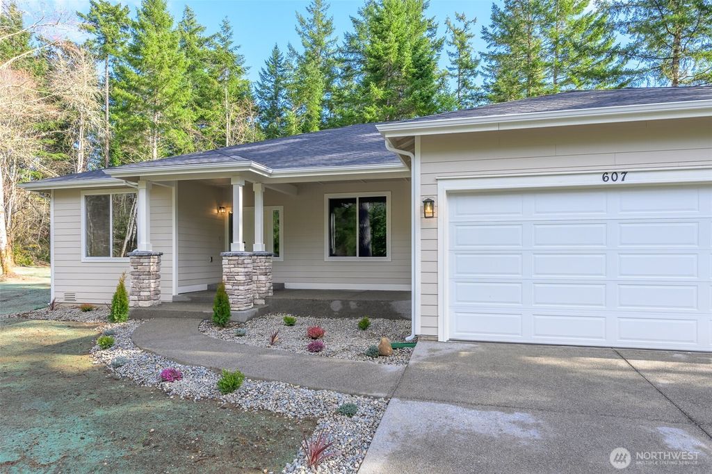 Photo of 607 198th Avenue Ct NW, Lakebay, WA 98349 (MLS # 2481765)