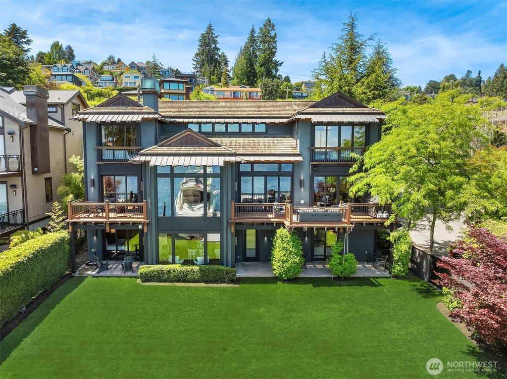 Photo of 1104 Lakeside Avenue S, Seattle, WA 98144 (MLS # 2389009)