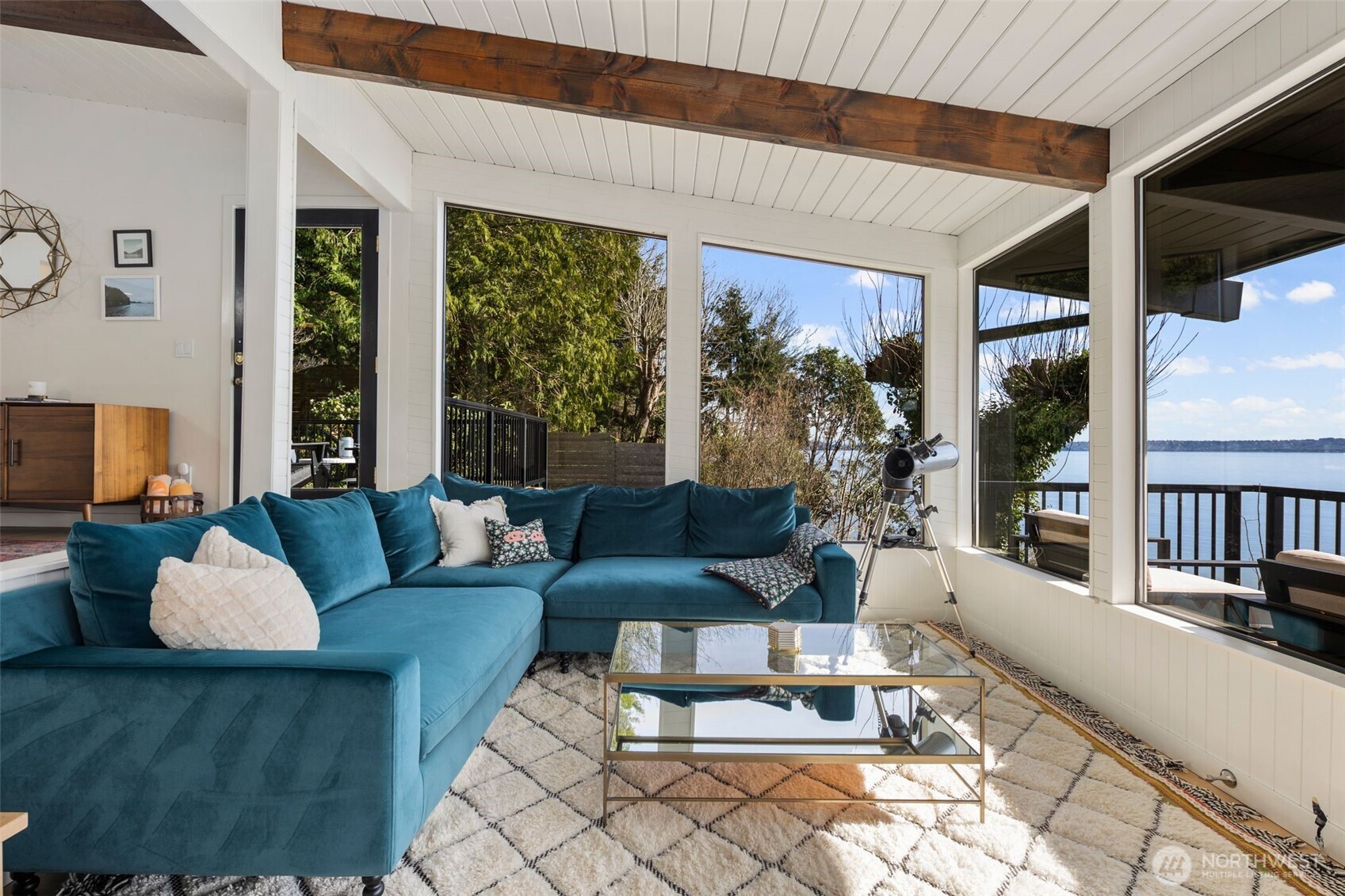 28605 Manzanita Beach Road SW