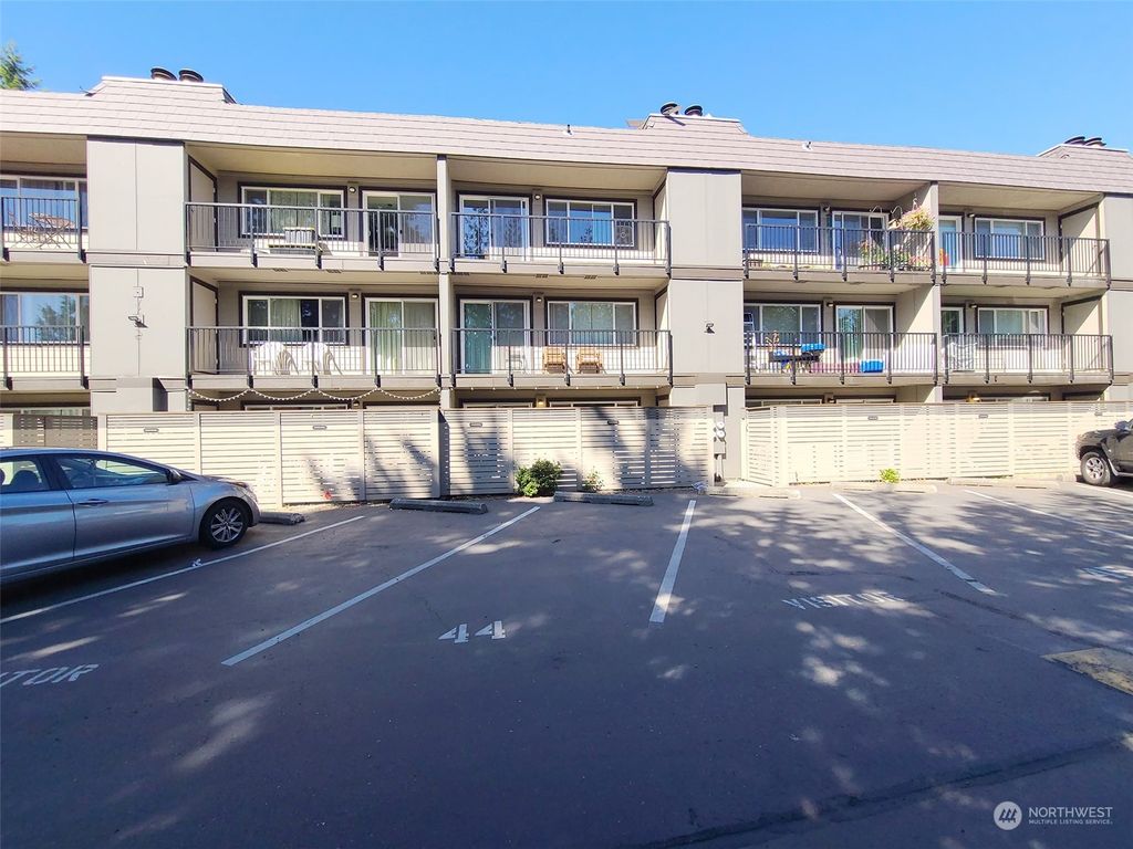 Photo of 9523 NE 180th Street #A105, Bothell, WA 98011 (MLS # 2151846)