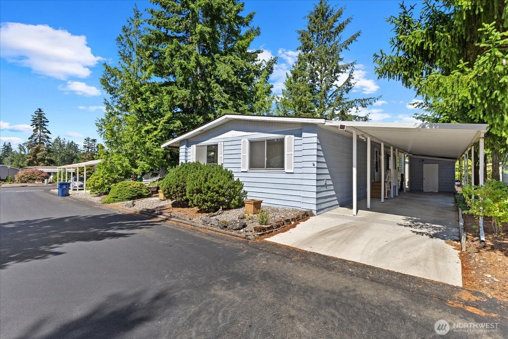 Photo of 620 112TH ST ST SE #333, Everett, WA 98208 (MLS # 2554600)