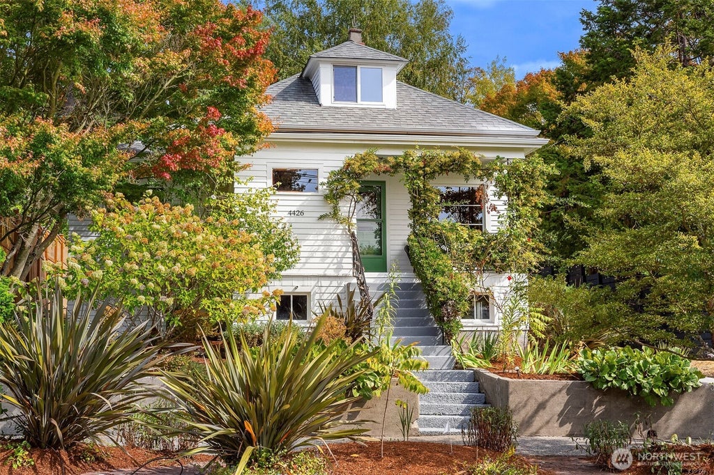 Photo of 4426 Baker Avenue NW, Seattle, WA 98107 (MLS # 2582397)