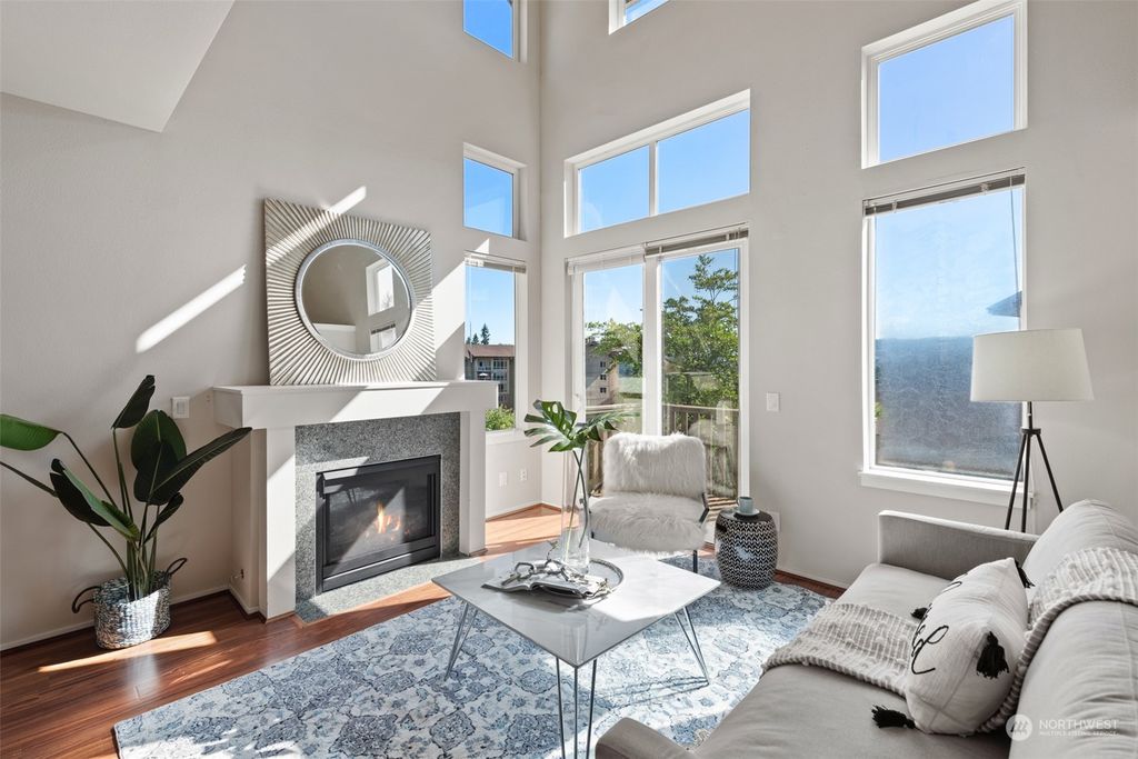 Photo of 82 Cougar Ridge Road NW, Issaquah, WA 98027 (MLS # 2147087)