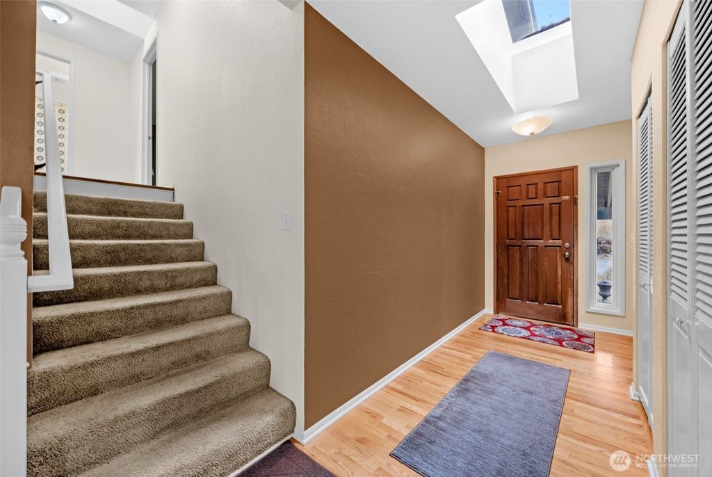 Photo of 2116 139th Place SE, Mill Creek, WA 98012 (MLS # 2477008)