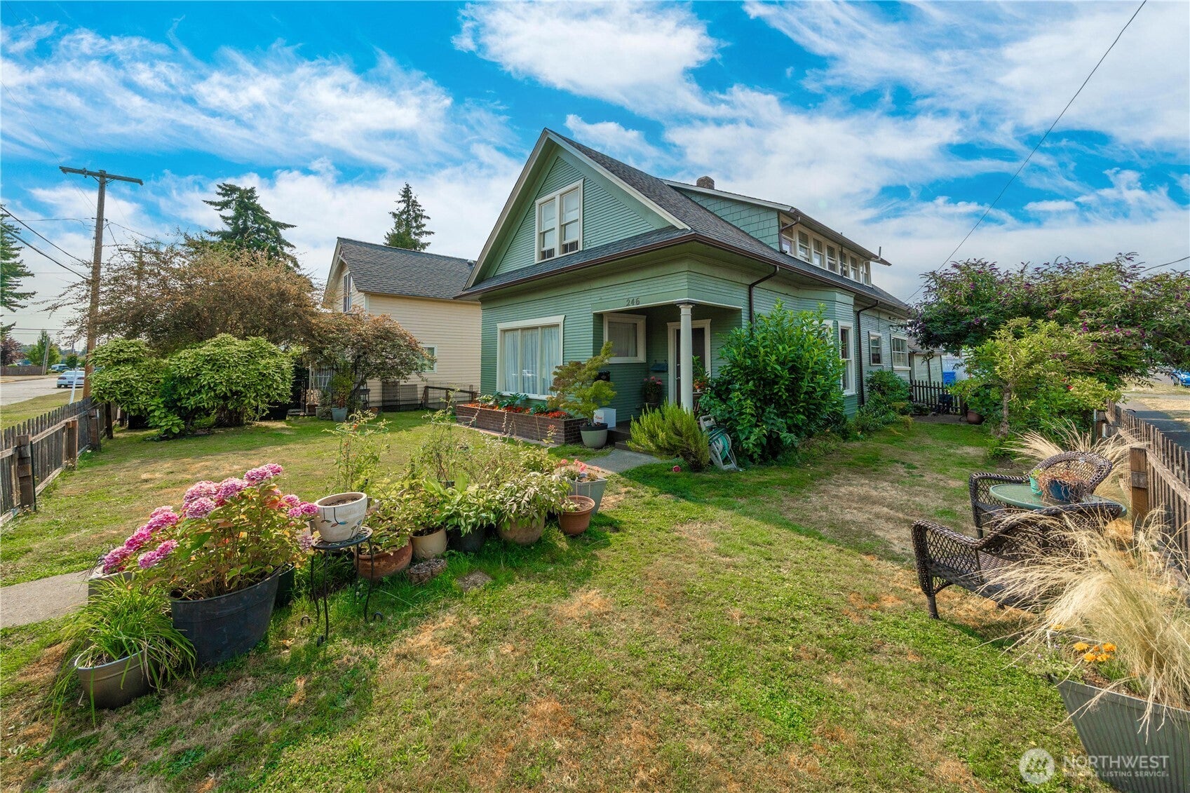 246 4th Avenue NW