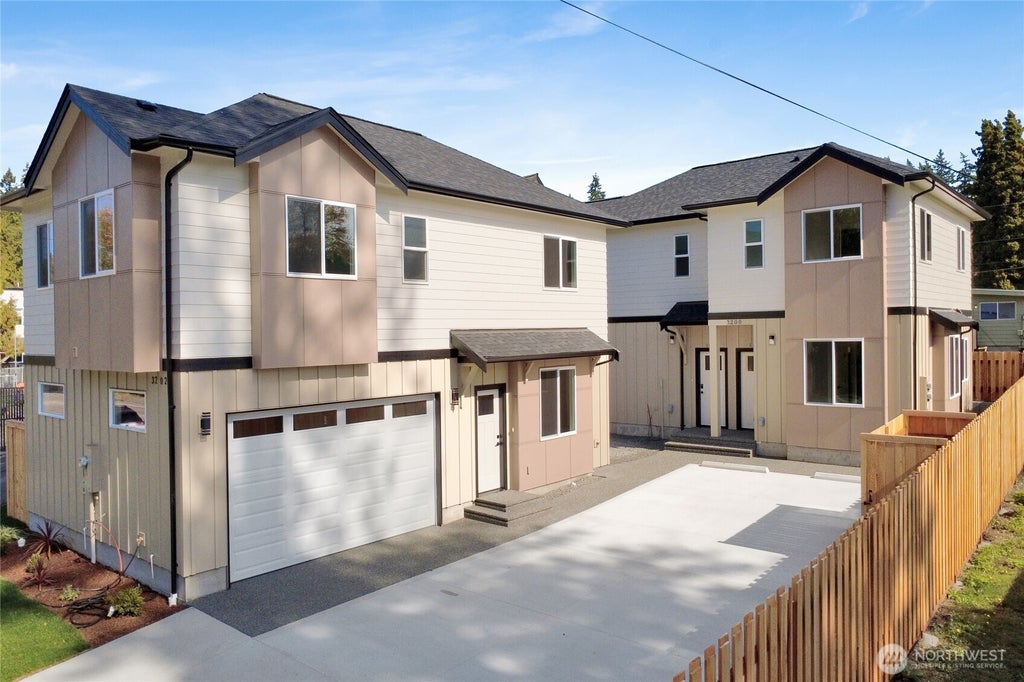 Photo of 3202 Meridian Street, Bellingham, WA 98225 (MLS # 2592212)
