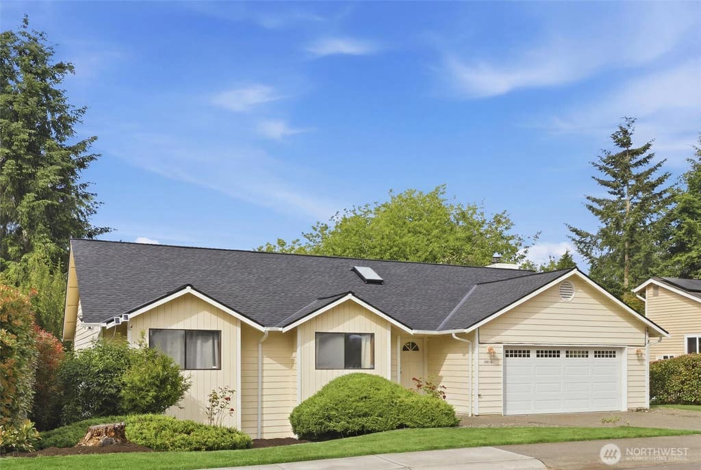 Photo of 14006 SE 158th Street, Renton, WA 98058 (MLS # 2523033)