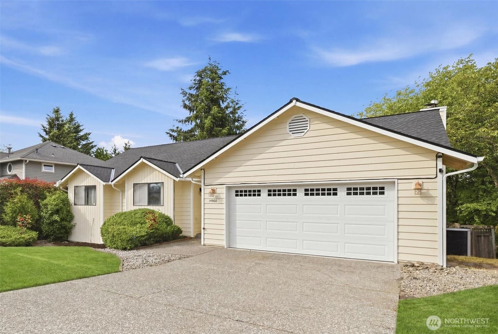 Photo of 14006 SE 158th Street, Renton, WA 98058 (MLS # 2523033)