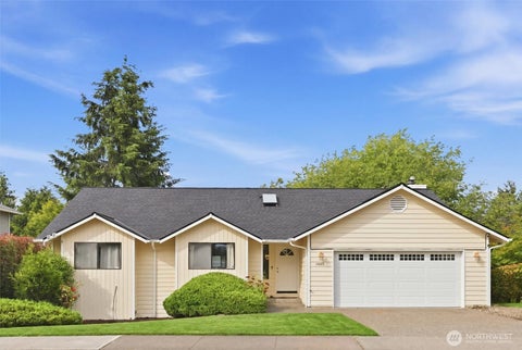 Photo of 14006 SE 158th Street, Renton, WA 98058 (MLS # 2523033)