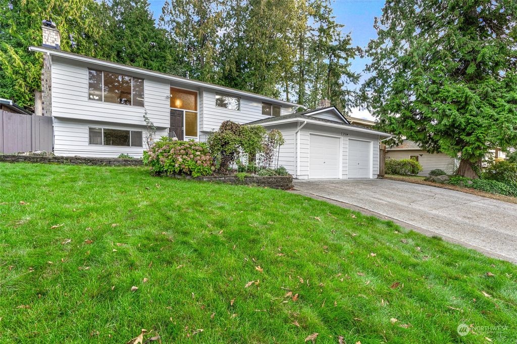 Photo of 17529 Brook Boulevard, Bothell, WA 98012 (MLS # 2013968)