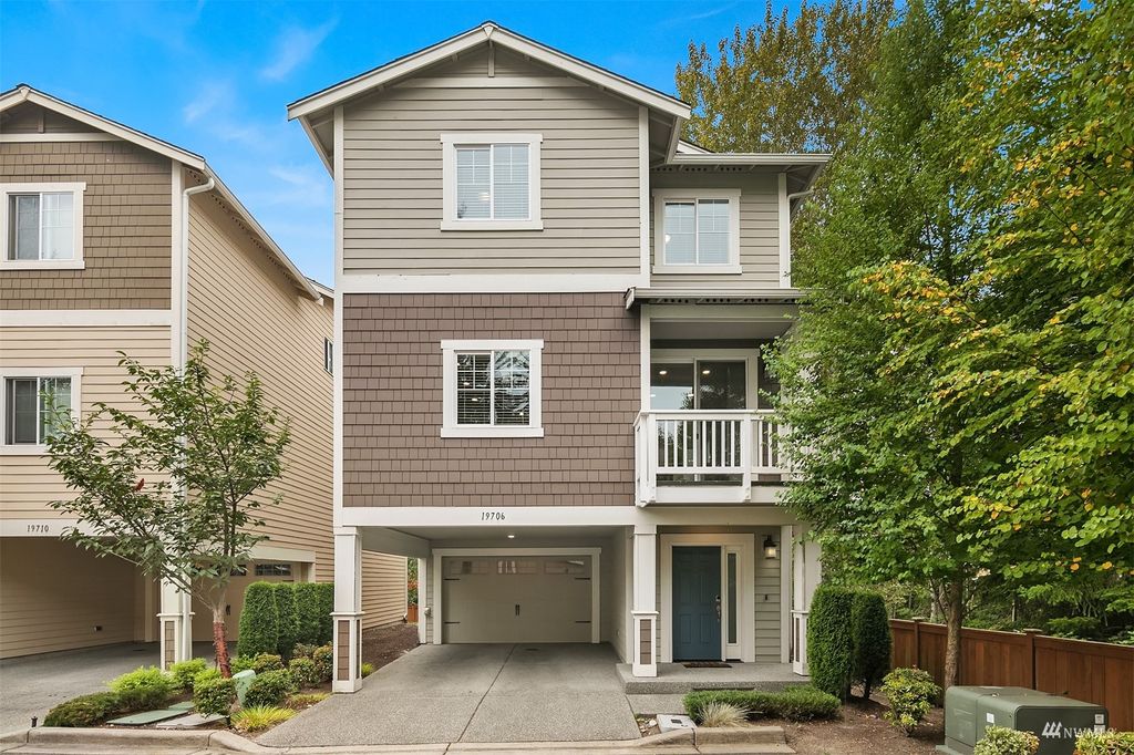 Photo of 19706 26th Avenue W #6, Lynnwood, WA 98036 (MLS # 1993034)