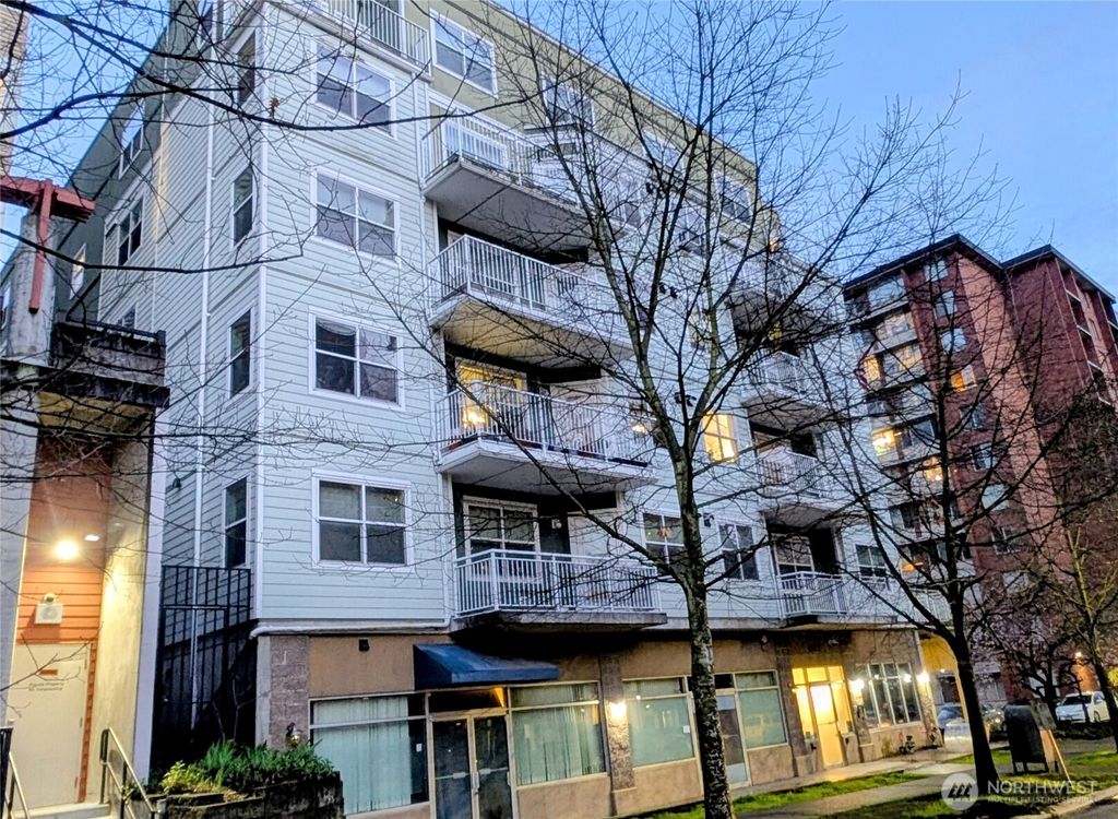 Photo of 4722 12th Avenue NE #401, Seattle, WA 98105 (MLS # 2487476)