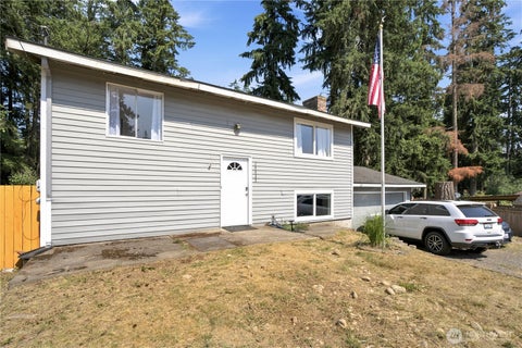 Photo of 28808 190th Avenue SE, Kent, WA 98042 (MLS # 2555726)