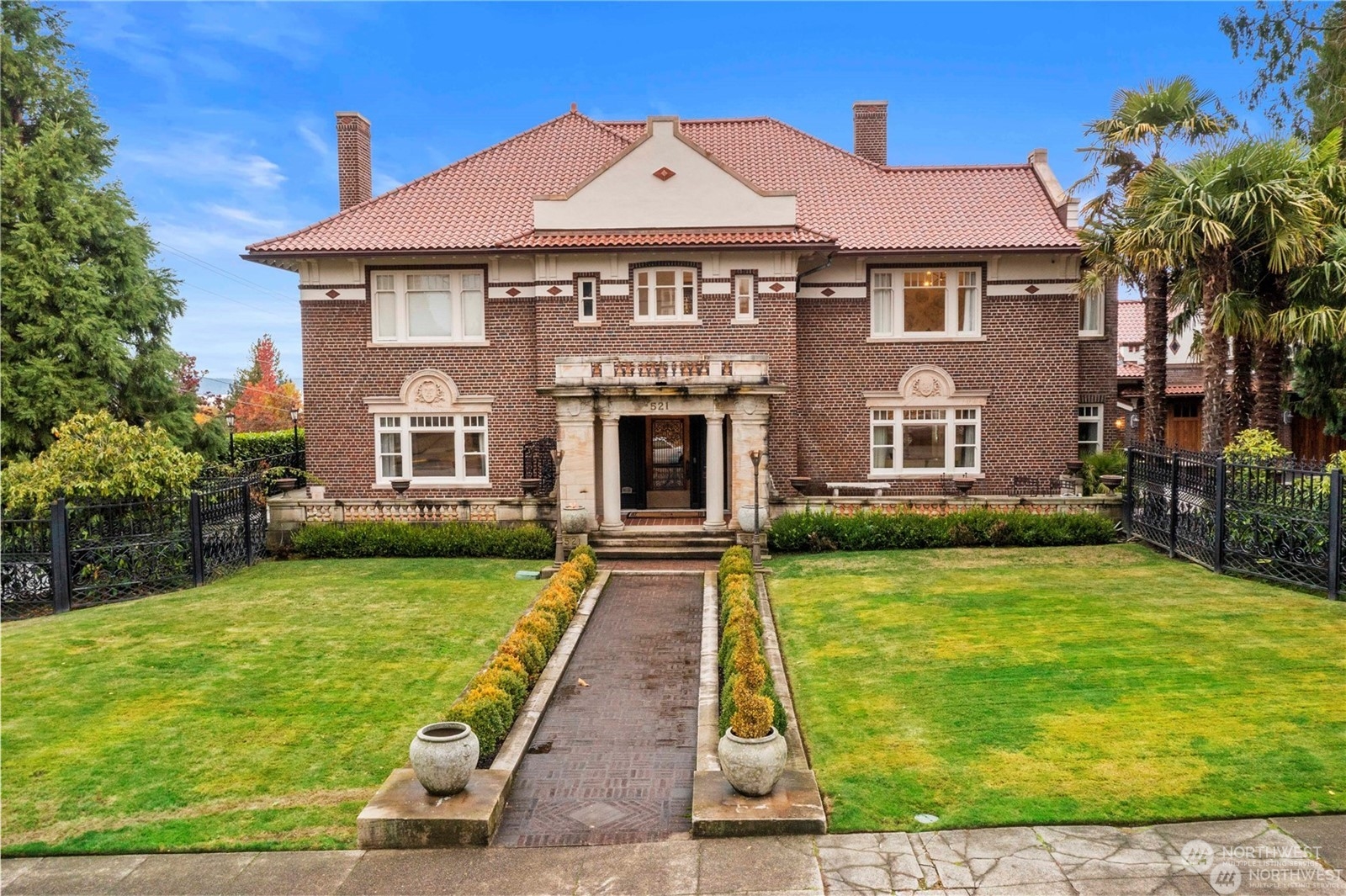 Property: 521 N Yakima Ave,Tacoma, WA