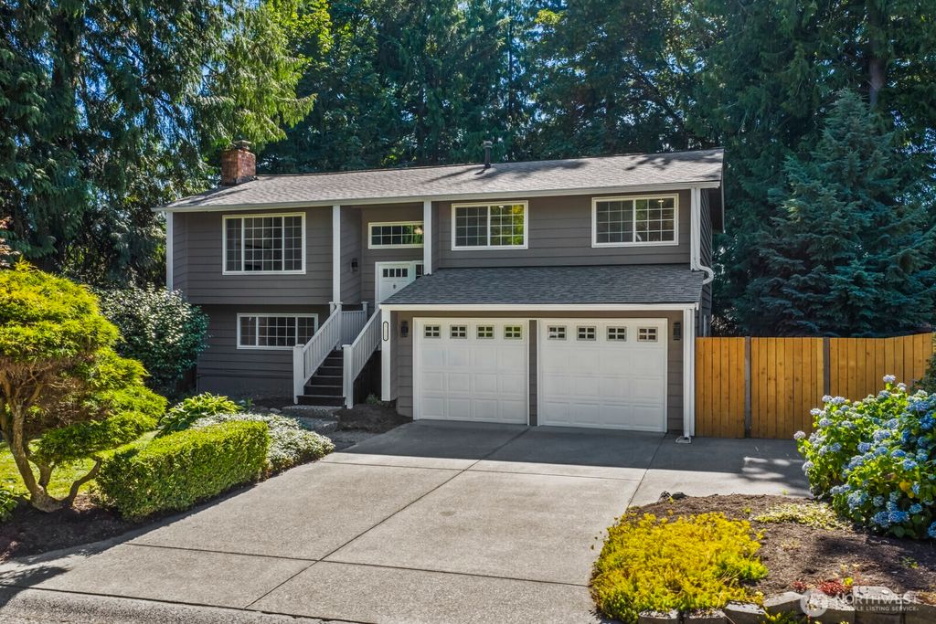 Photo of 17212 21st Avenue SE, Bothell, WA 98012 (MLS # 2397807)